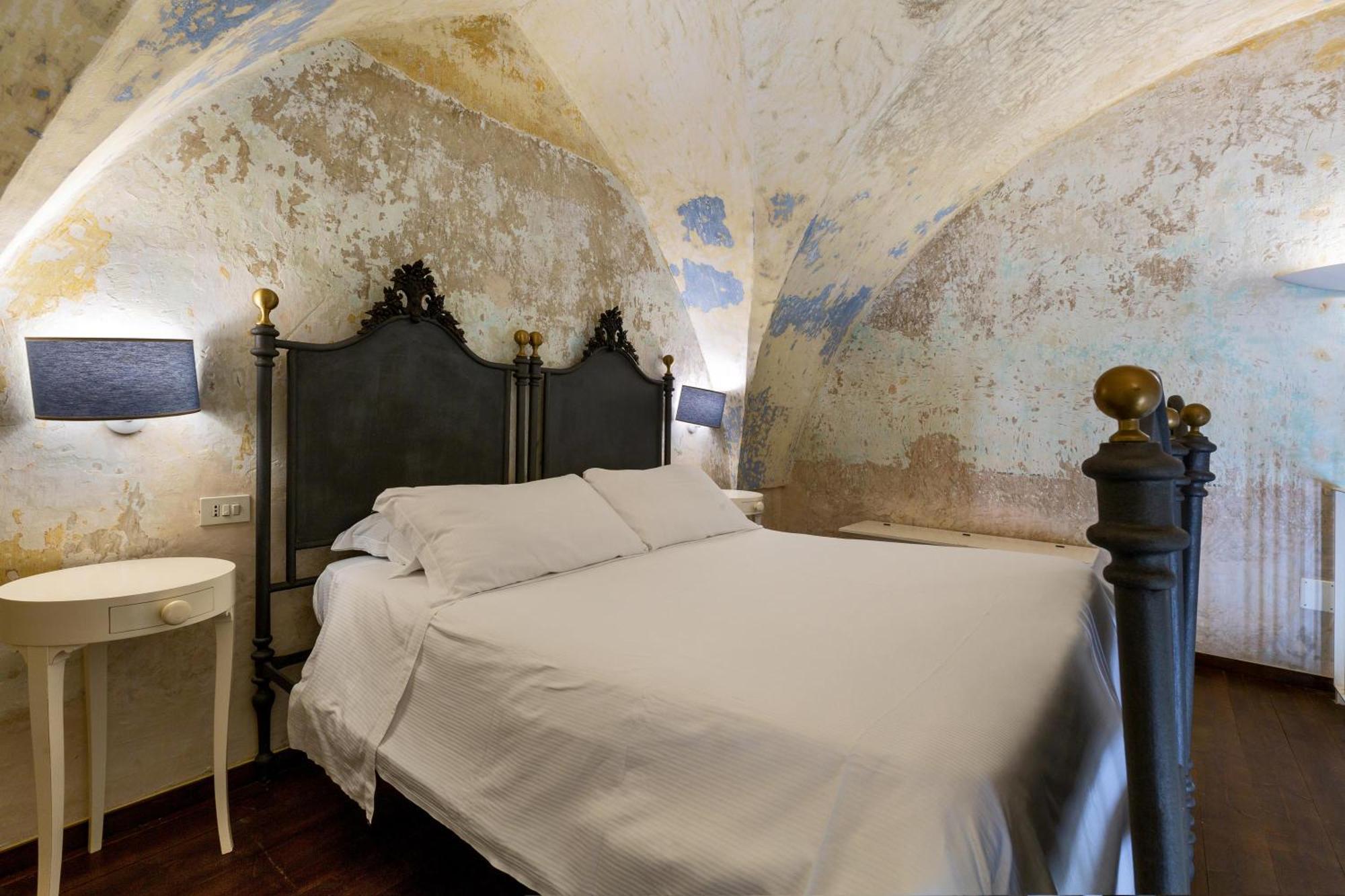 Aparthotel Dimora Storica Briganti Gallipoli Esterno foto