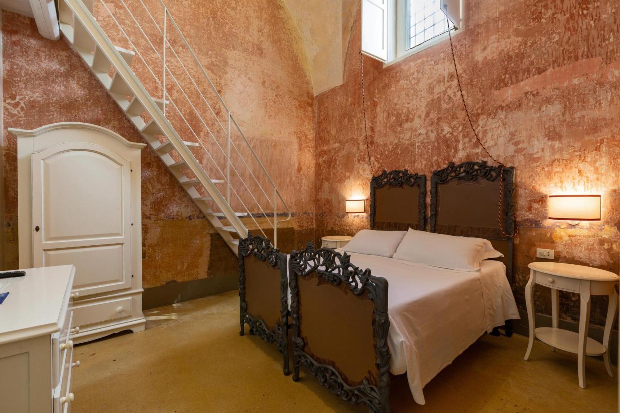 Aparthotel Dimora Storica Briganti Gallipoli Esterno foto
