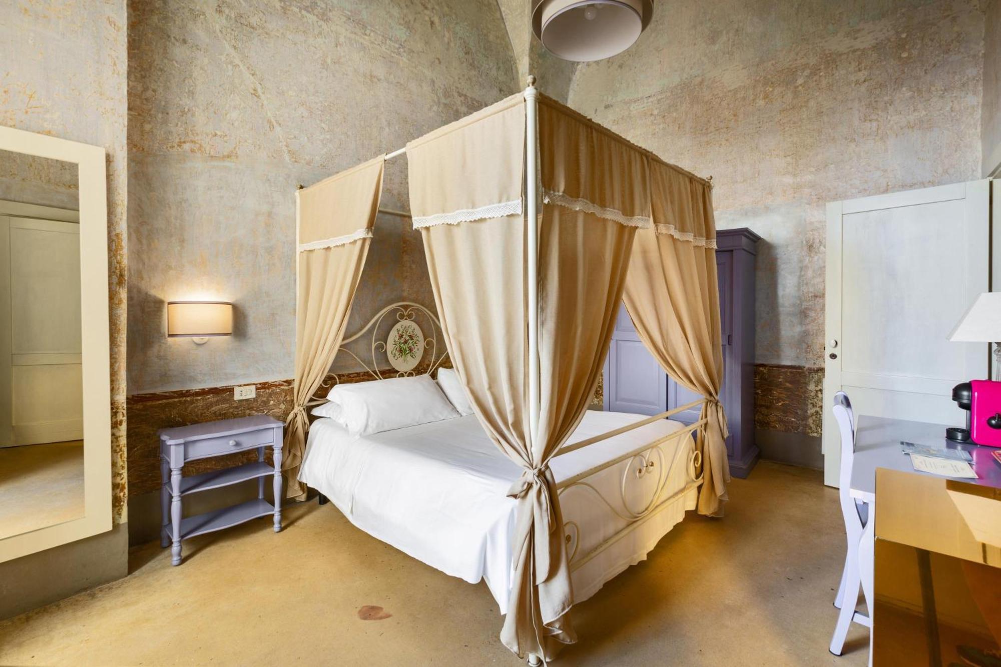 Aparthotel Dimora Storica Briganti Gallipoli Esterno foto