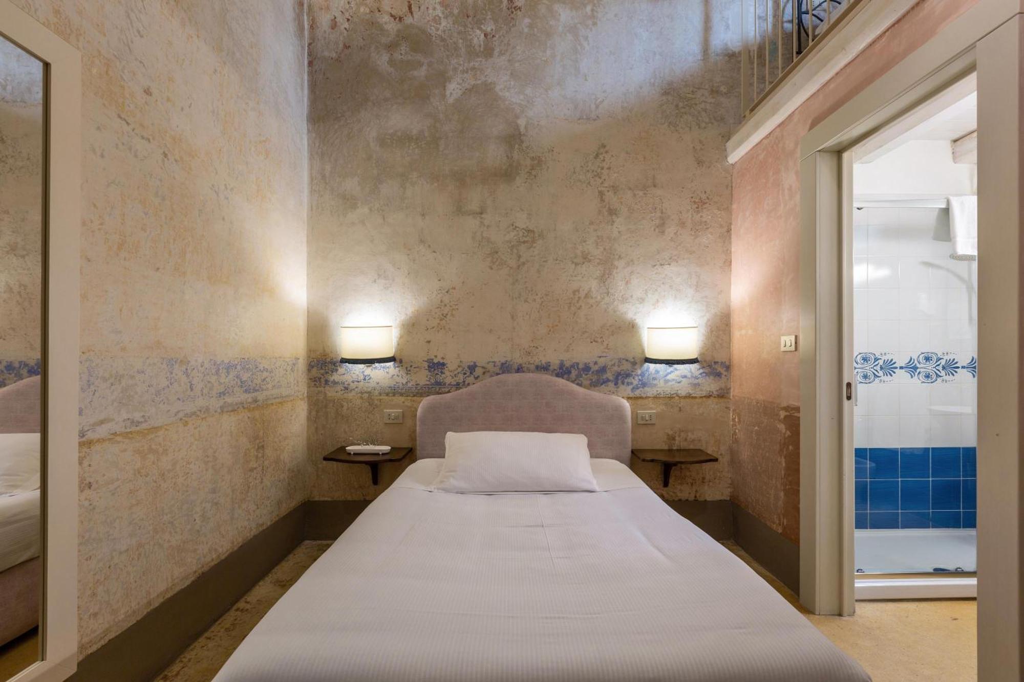 Aparthotel Dimora Storica Briganti Gallipoli Esterno foto